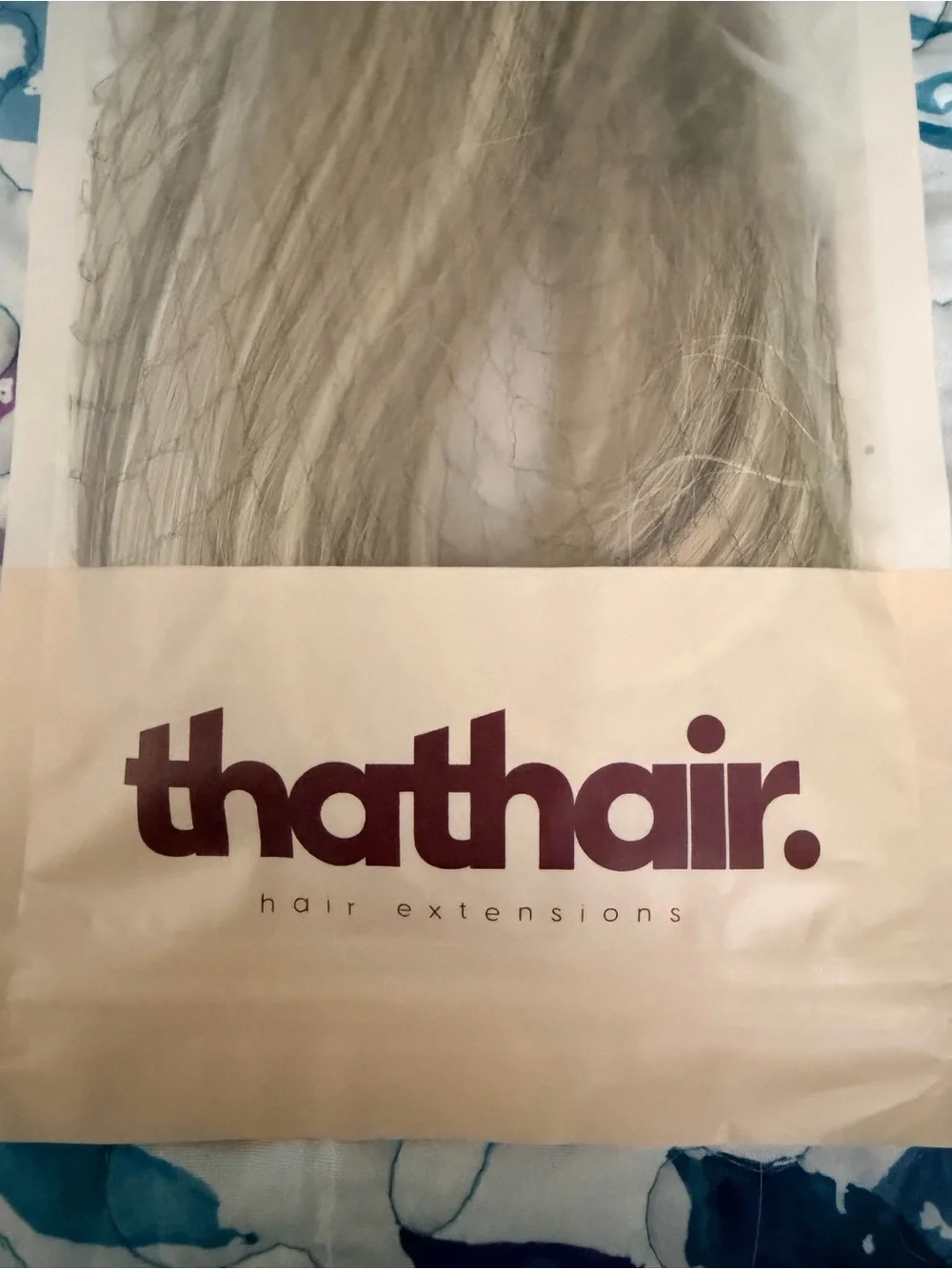 Thathair beige clip